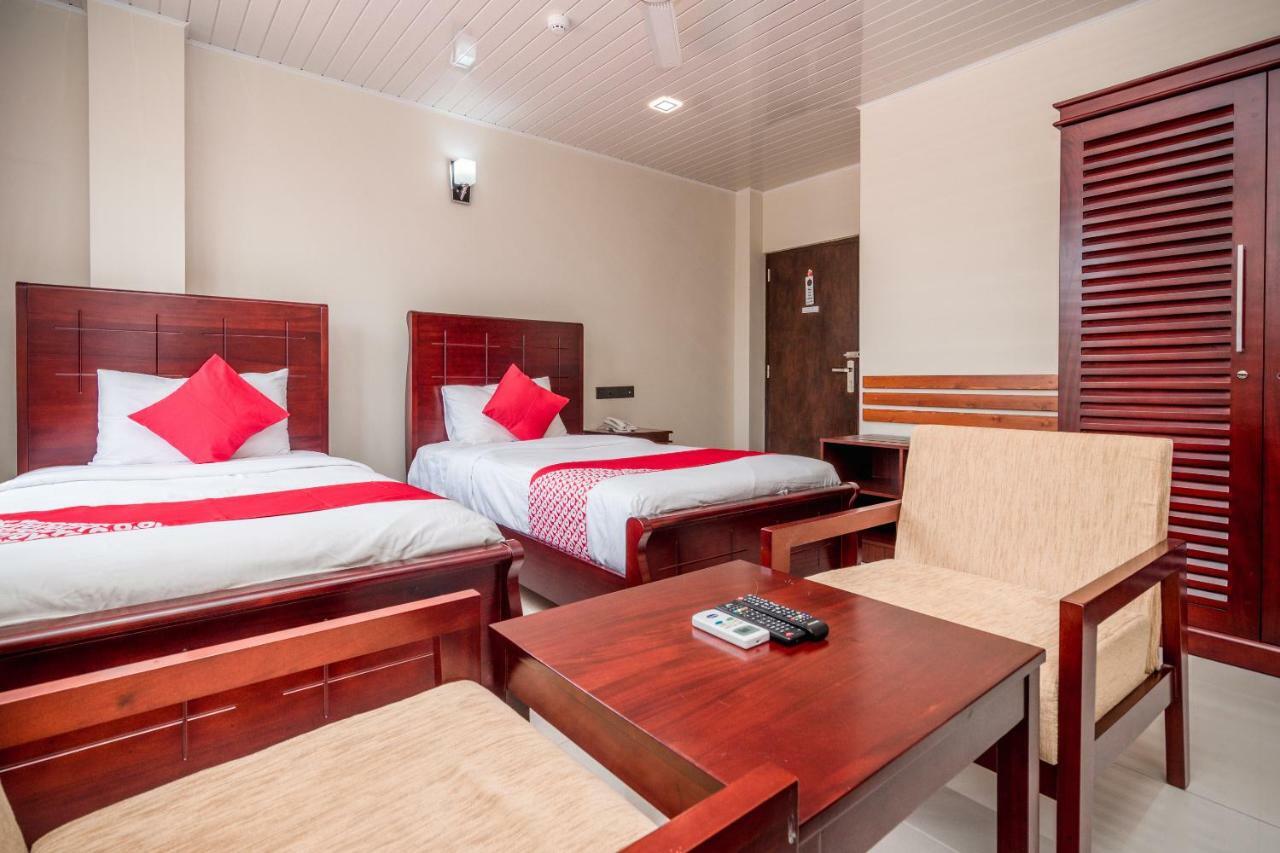 فندق Janora Hills كاندي المظهر الخارجي الصورة