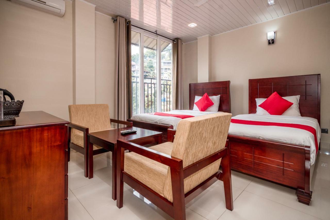 فندق Janora Hills كاندي المظهر الخارجي الصورة